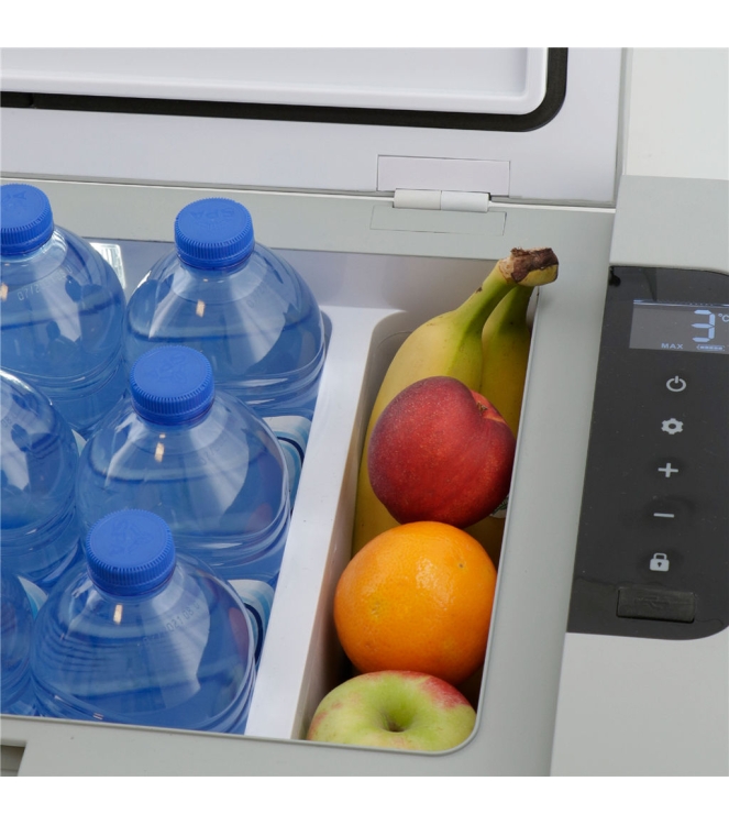 Mestic Mestic Koelbox Compressor MCC-35 ac/dc  1502940  Mestic electra 1502940 ecru bij Leerentveldvrijetijd.nl