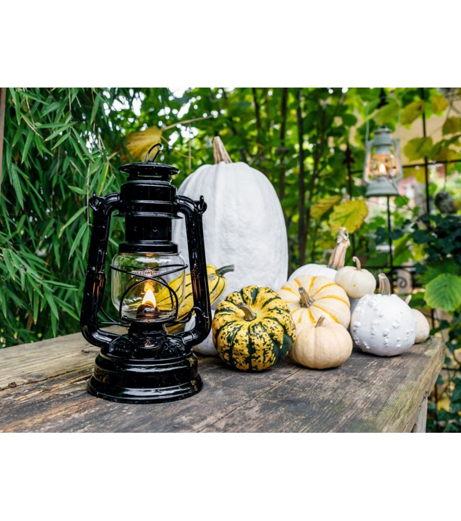 Feuerhand caravan FH 276-ZW licht grijs bij Leerentveldvrijetijd.nl