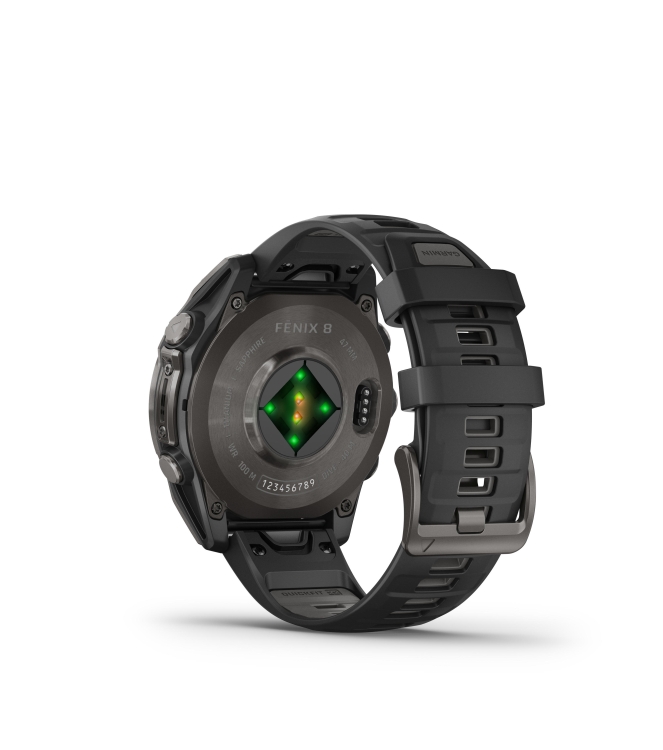 Garmin Garmin fenix 8 47 mm, AMOLED Sapphire Carbon grey DLC-ti zwarte/pebble grey siliconen band 010-02904-21 zwarte/pebble grey siliconen band Garmin orientatie 010-02904-21 licht grijs bij Leerentveldvrijetijd.nl