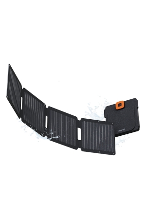 Xtorm Xtorm SolarBooster 28W - Foldable Solar Panel Xtorm Xtorm SolarBooster 28W - Foldable Solar Panel