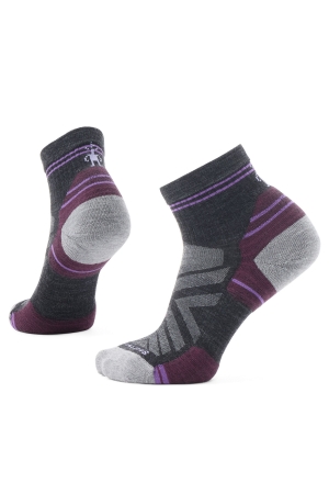 Smartwool Smartwool Women's Hike Targeted Cushion Ankle Sock 0031_Charcoal Smartwool Smartwool Women's Hike Targeted Cushion Ankle Sock 0031_Charcoal
