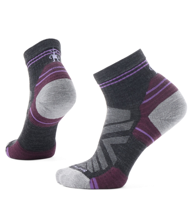 Smartwool Smartwool Women\'s Hike Targeted Cushion Ankle Sock 0031_charcoal SW002497 0031_Charcoal Smartwool wandelsokken SW002497 licht grijs bij Leerentveldvrijetijd.nl