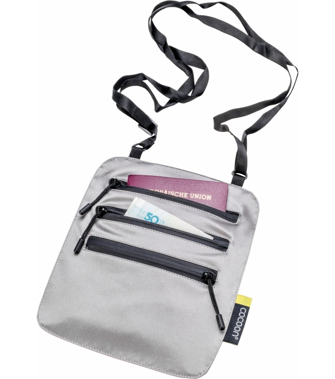 Cocoon Cocoon Secret Neck Wallet silk sand grey CYSNW-8 sand grey Cocoon outdoor accessoires CYSNW-8 lichtblauw bij Leerentveldvrijetijd.nl
